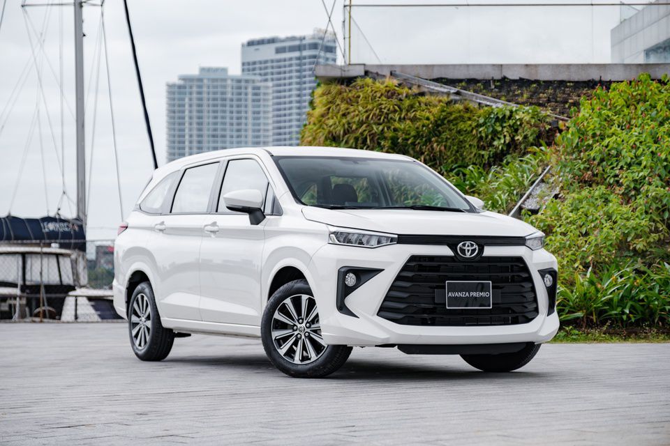 Khám Phá Nơi Mới với Dịch Vụ Taxi 4 Chỗ, 7 Chỗ