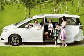 Chinh Phục Mọi Tuyến Đường - Taxi Công Nghệ Đỉnh Cao